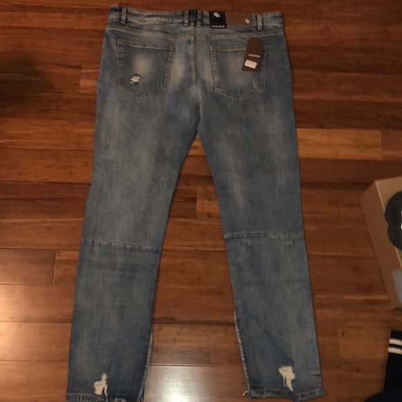 Crysp Denim Ripped Jeans - Picture 3 of 3